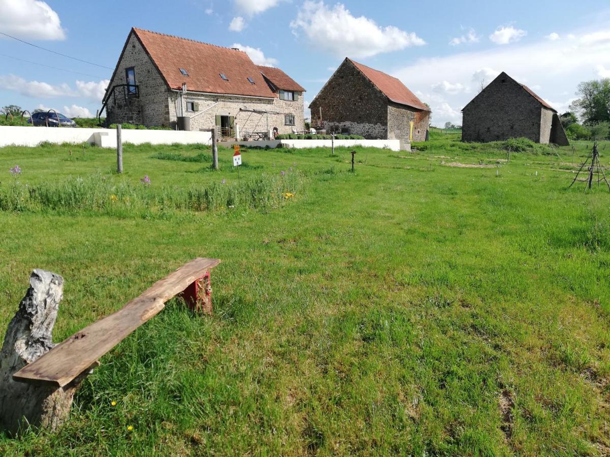 Le Monticule Bed & Breakfast Tardes Bagian luar foto