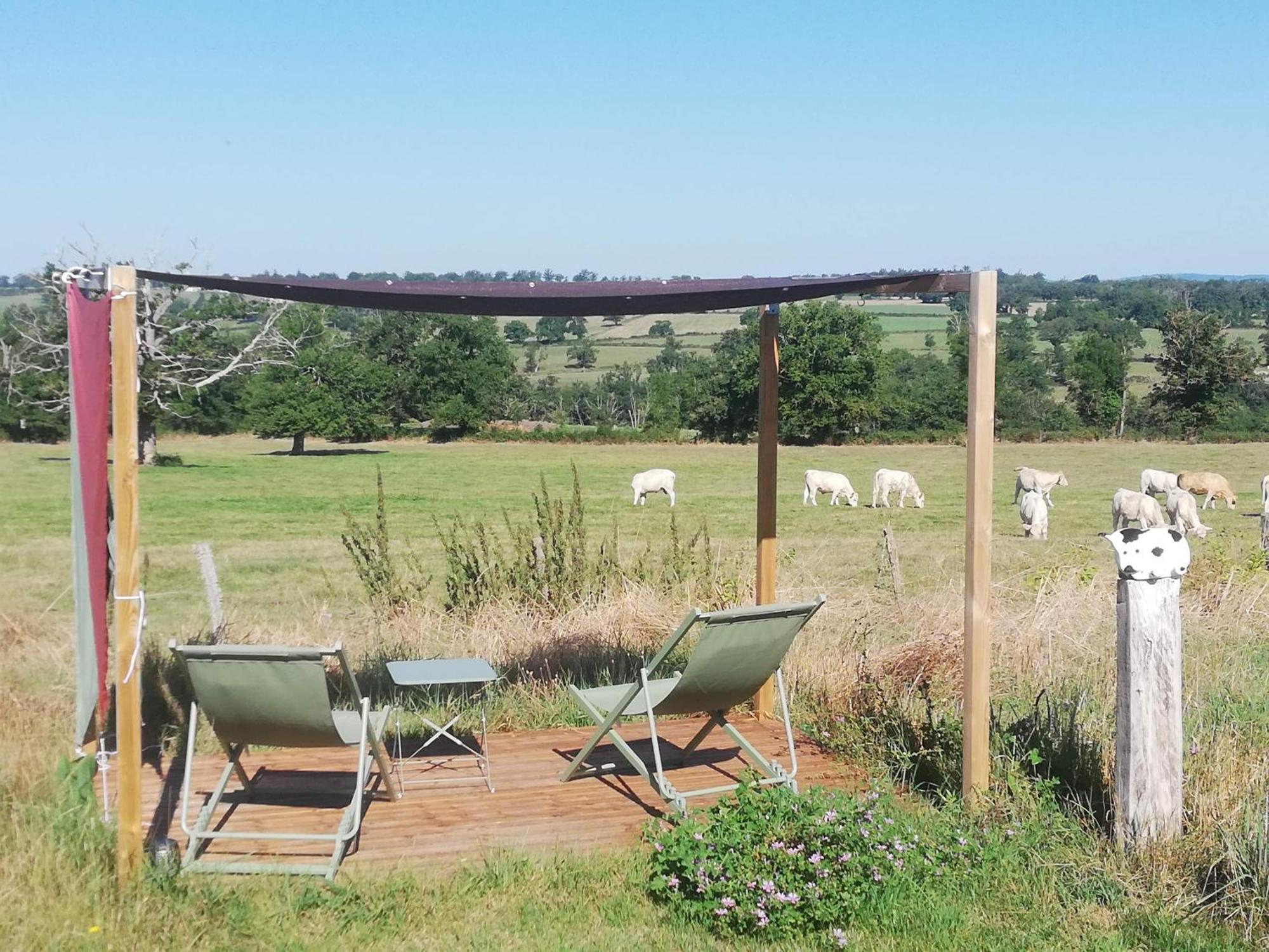 Le Monticule Bed & Breakfast Tardes Bagian luar foto